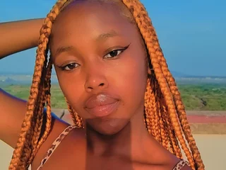 SilkenAllure Live Cam