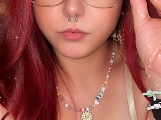 SylvieSkyeXO Live Cam