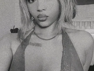 ZinaAmethyst Live Cam ZinaAmethyst Live Cam