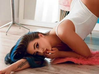 alanamilani19 Live Cam