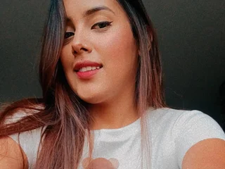 Chloe_Scoot Live Cam