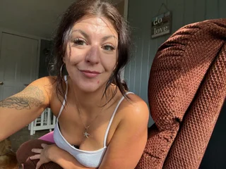 Ittybittylittytitty Live Cam