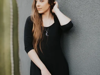 EmeraldOstara Live Cam EmeraldOstara Live Cam