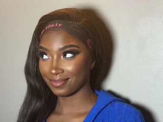 UNIQUESUTRA Live Cam