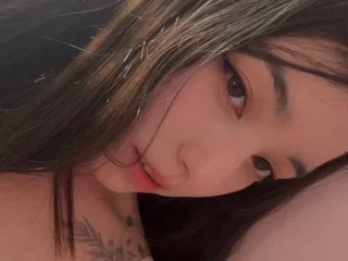 Aileekawaii Live Cam
