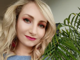 CinderellaMoon Live Cam