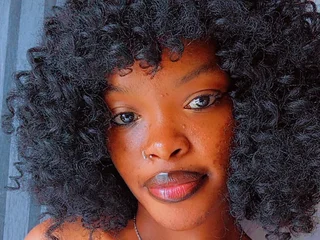 Petitepretty19 Live Cam