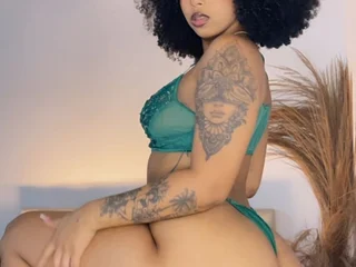 AdharaHiiller Live Cam AdharaHiiller Live Cam
