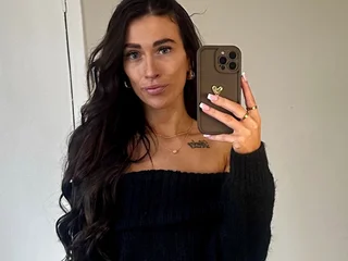 LightEyedBeauty Live Cam