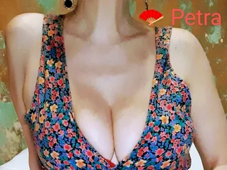 MilfPetra Live Cam