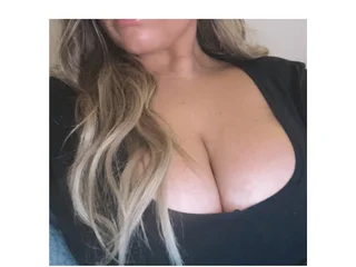 MrsTurnerUK Live Cam