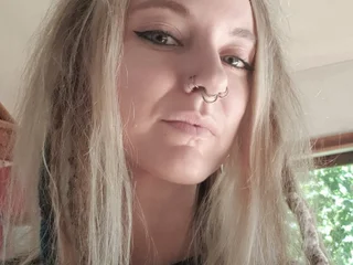 MsVixenViolet Live Cam