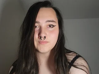 Nonbinarybeauty20 Live Cam
