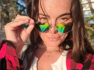 Rachel_Snow Live Cam