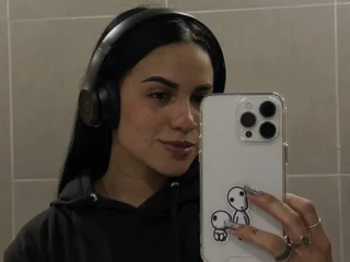 ScarletClark Live Cam