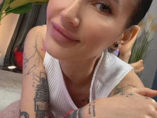 SerenaVelour Live Cam