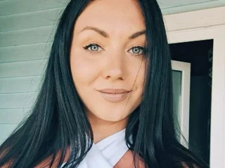 TanyaDevon Live Cam