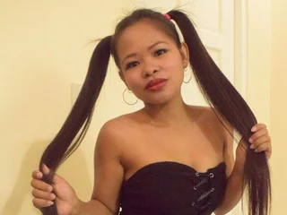 Young_asian_and_sexy Live Cam