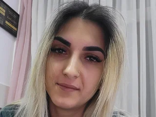 Adriana27 Live Cam Adriana27 Live Cam