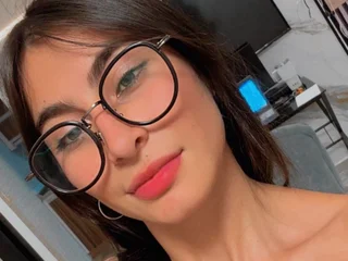 beatriz_doll Live Cam