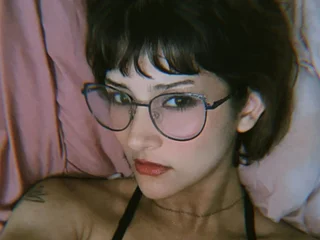 BunsNFeet444 Live Cam