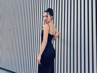 elina_syui Live Cam elina_syui Live Cam