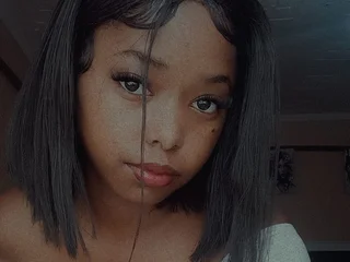 Erika_19 Live Cam