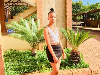 MeltinHoneyPotXX Live Cam