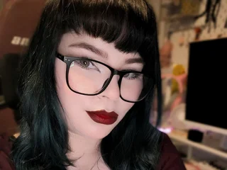 MistressMegvnMvrie Live Cam