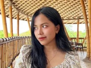 NanaXBanana Live Cam