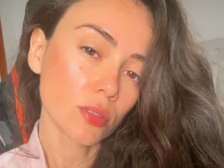 PrettywomanBR Live Cam