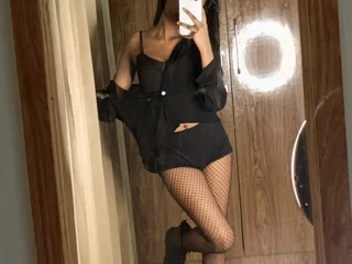 ShanayaKapoor Live Cam