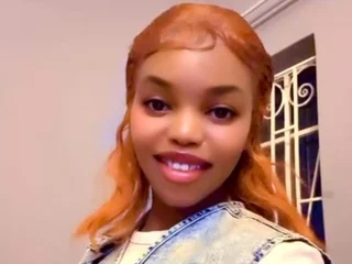 SlimAylerxoxo Live Cam