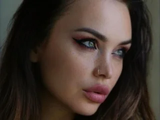 SweetLikeHell69 Live Cam