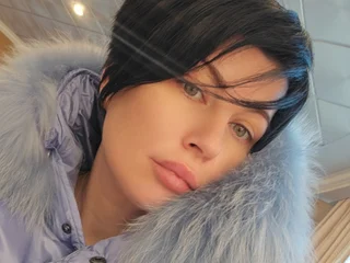 BellaKara Live Cam BellaKara Live Cam