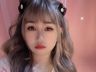 LavenderBae Live Cam