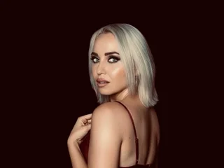 Luana_Colucci Live Cam