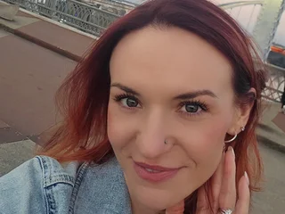 MadelynSpark Live Cam