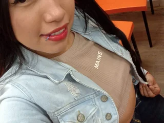 Pocantass_606 Live Cam
