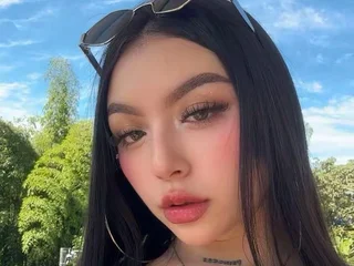 SaraBlosom Live Cam