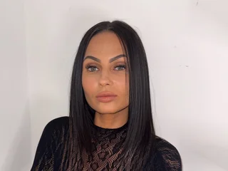Sashasky18 Live Cam