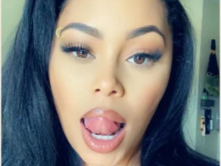 HoneyyMonroe Live Cam