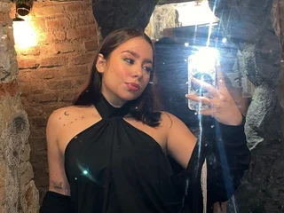 Linda_Ponce Live Cam