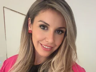 SarahYourBoo Live Cam