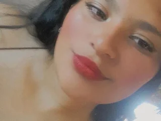 SrtaIshar Live Cam
